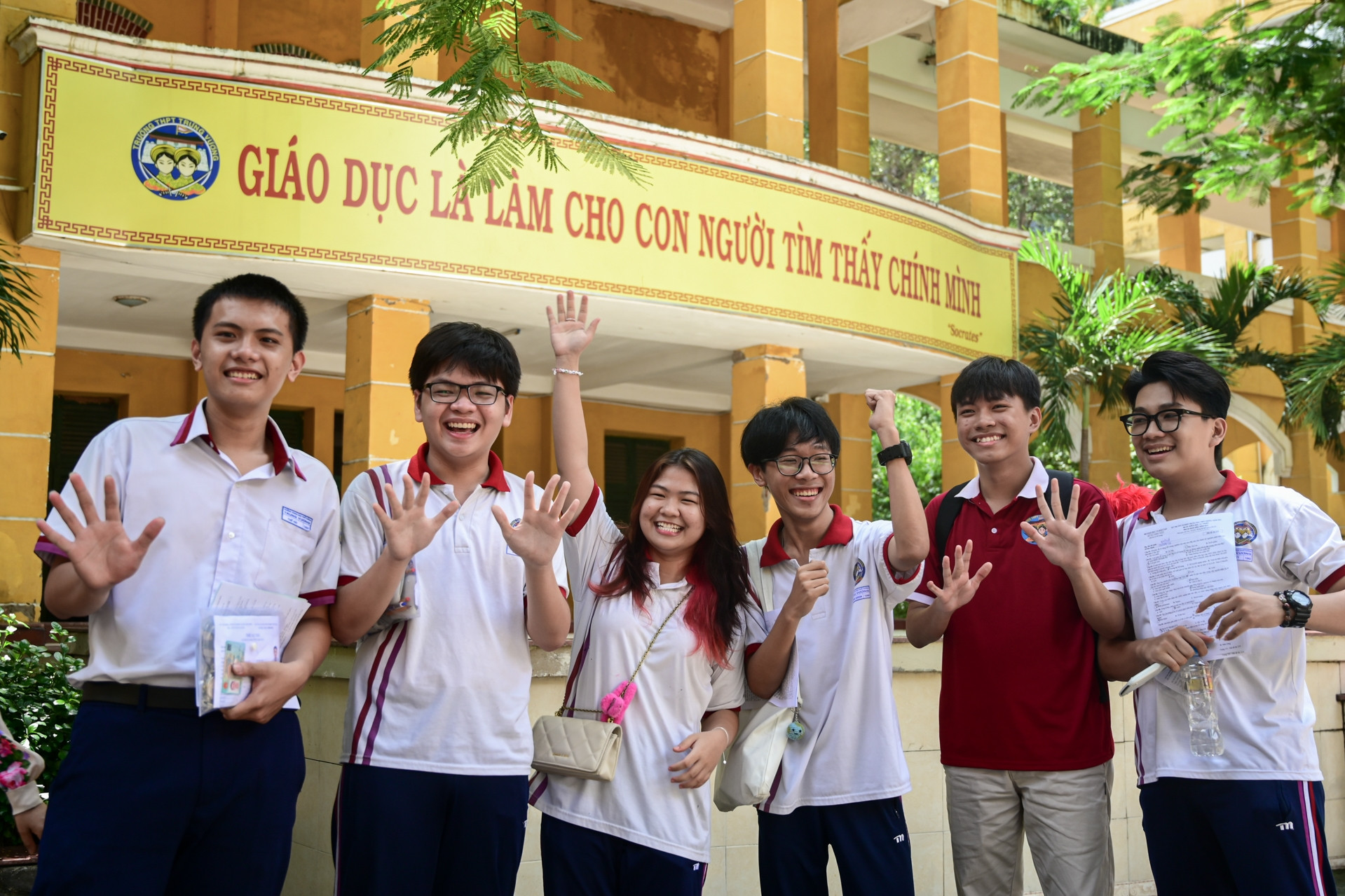 Quy định cấm dạy thêm cho học sinh chính khóa sẽ tránh tiếng xấu cho giáo viên
