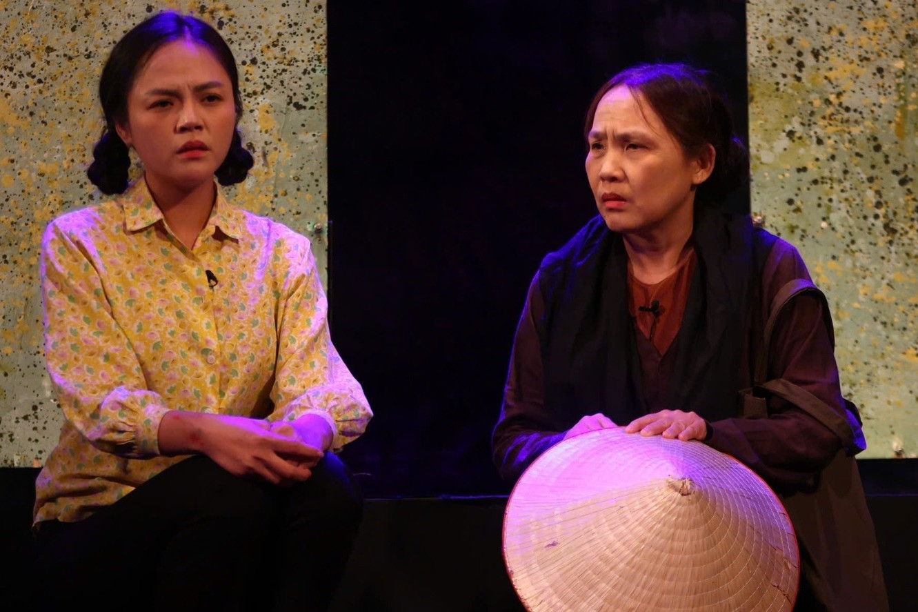 Thu Quỳnh, Thanh Sơn trở lại sân khấu với 'Lời thề thứ 9'