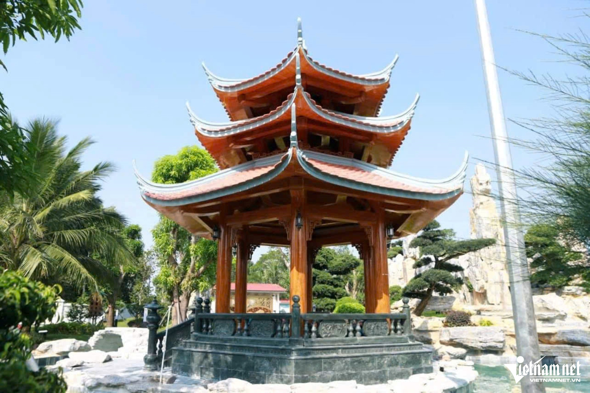 W-b3Biệt phủ được cho là củ Tuấn .jpg