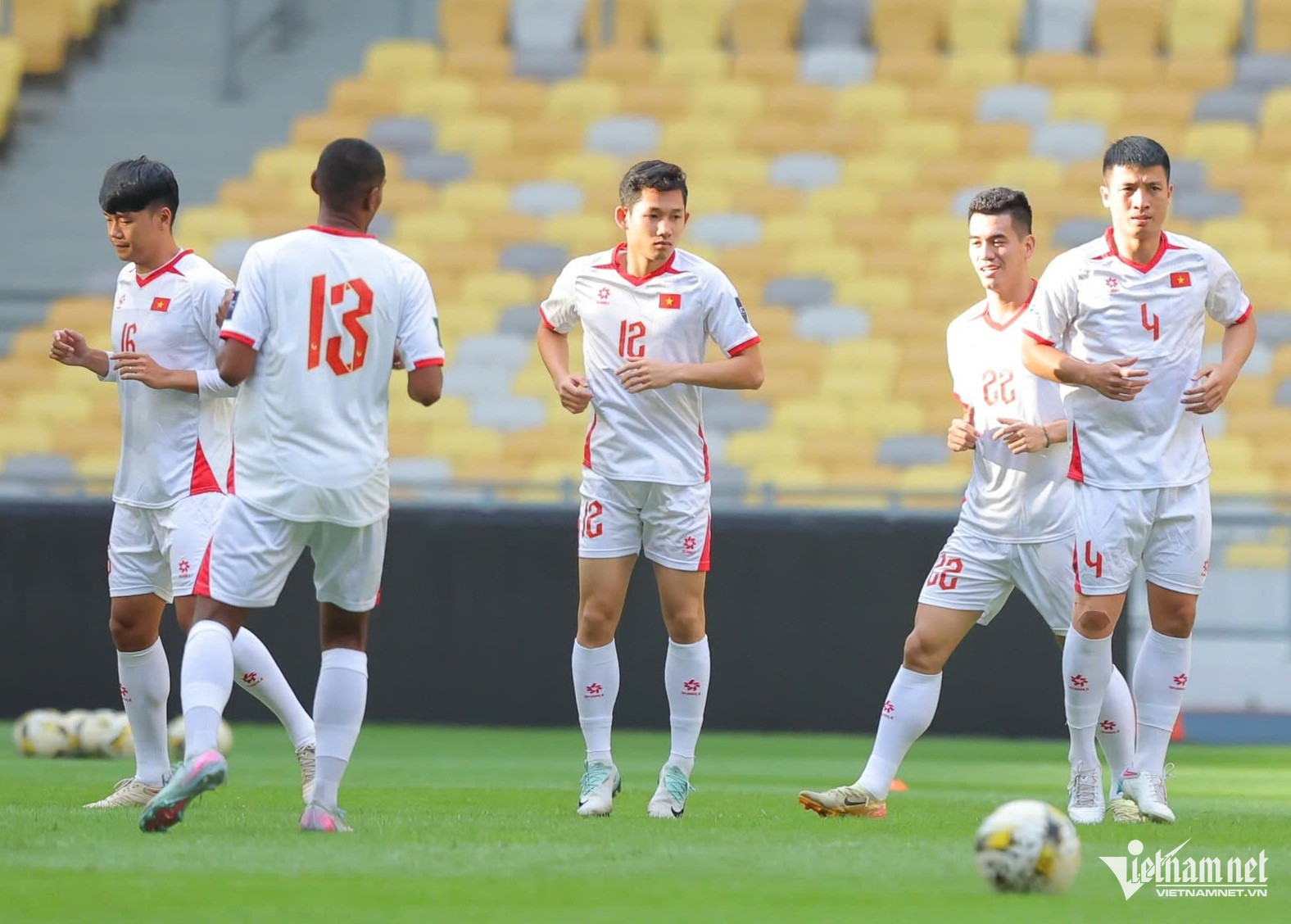 W-tuyen viet nam 4.jpg