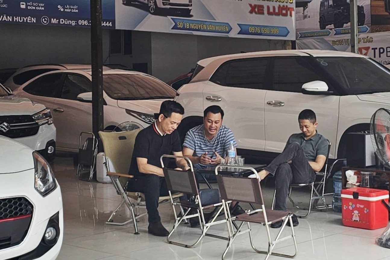 6 tháng đầu năm đáng quên của dân buôn ô tô cũ: Liên tục 'gồng' và 'cắt lỗ'