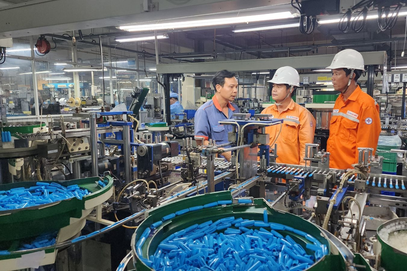 Từ 1/7, người dân Bình Dương, Bà Rịa – Vũng Tàu (cũ) thanh toán tiền điện lưu ý gì?