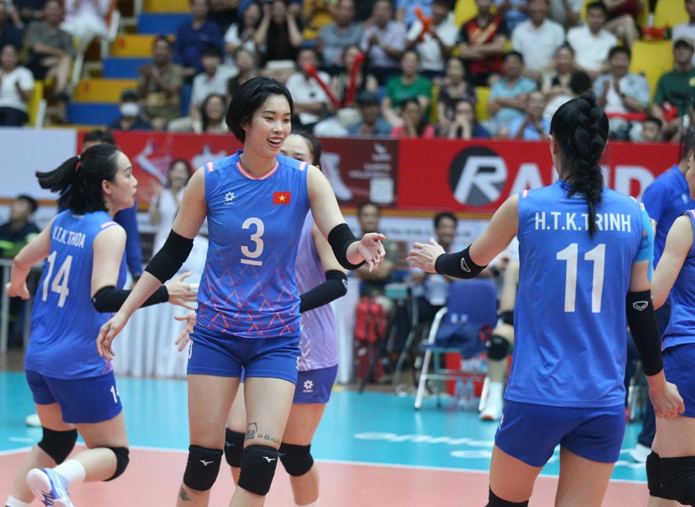 bong chuyen viet nam vs tu xuyen 5.jpg