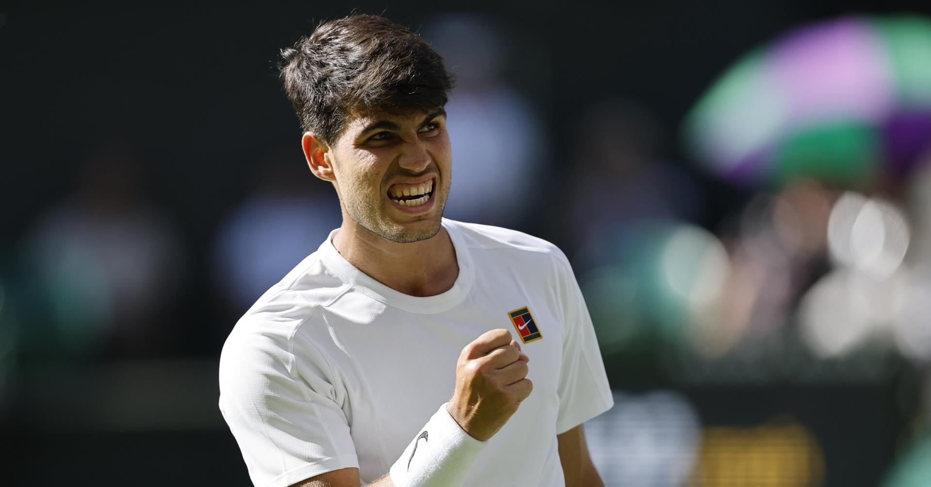 Carlos Alcaraz ở Wimbledon: Theo bước Federer và Djokovic viết sử