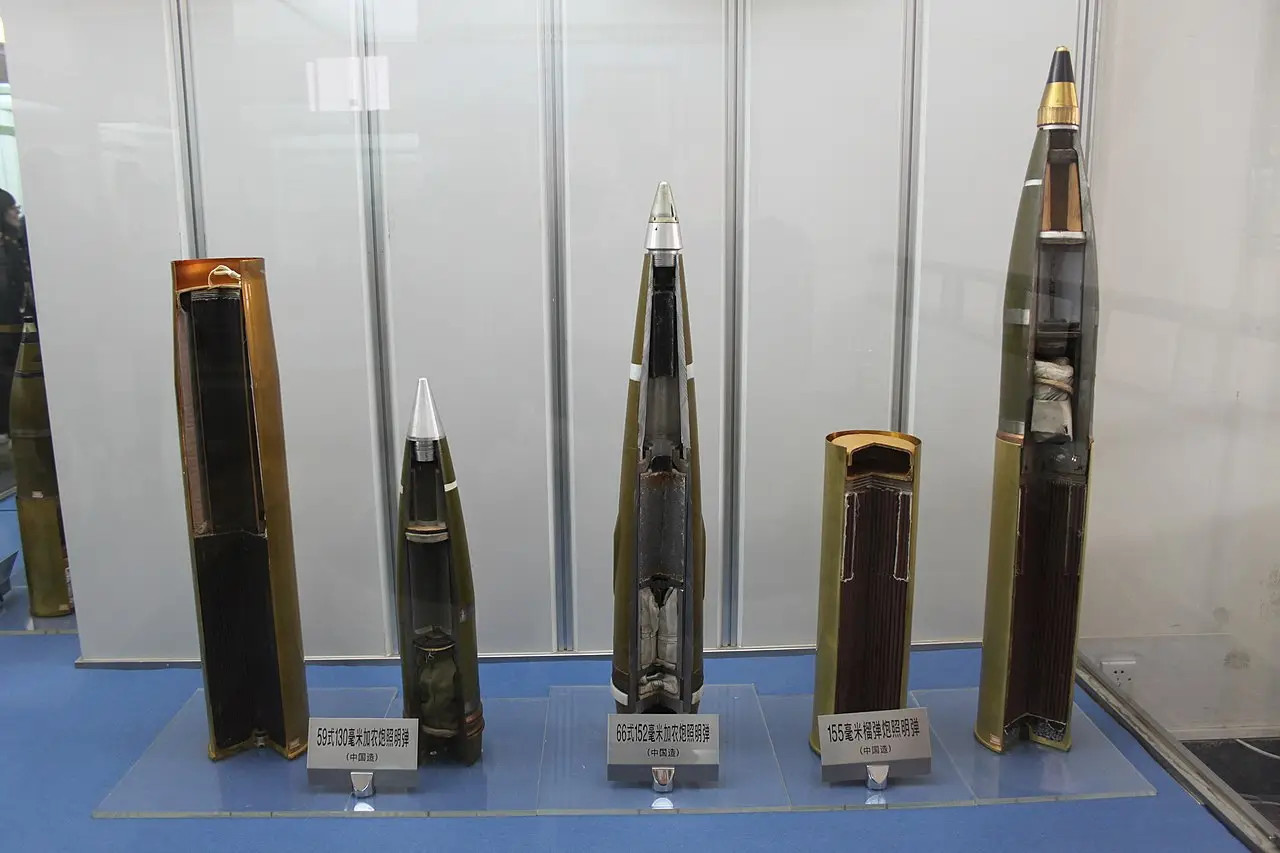 Đạn pháo UAV Trung Quoocs1.jpg