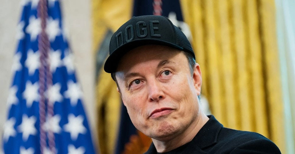 Elon Musk huy động 10 tỷ USD giữa lúc bị ông Trump dọa 'cắt trợ cấp'