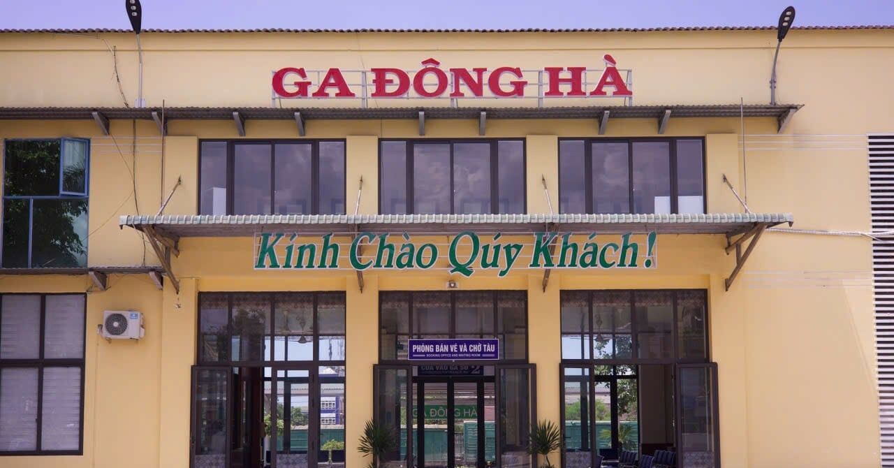 Hoãn chuyến tàu Đông Hà - Đồng Hới phục vụ cán bộ, công chức vì chỉ có 2 hành khách