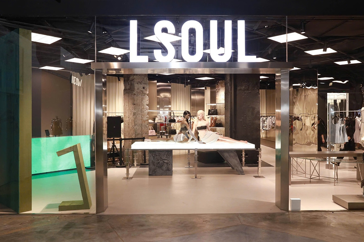 LSOUL mở cửa hàng tại thị trường tỷ dân