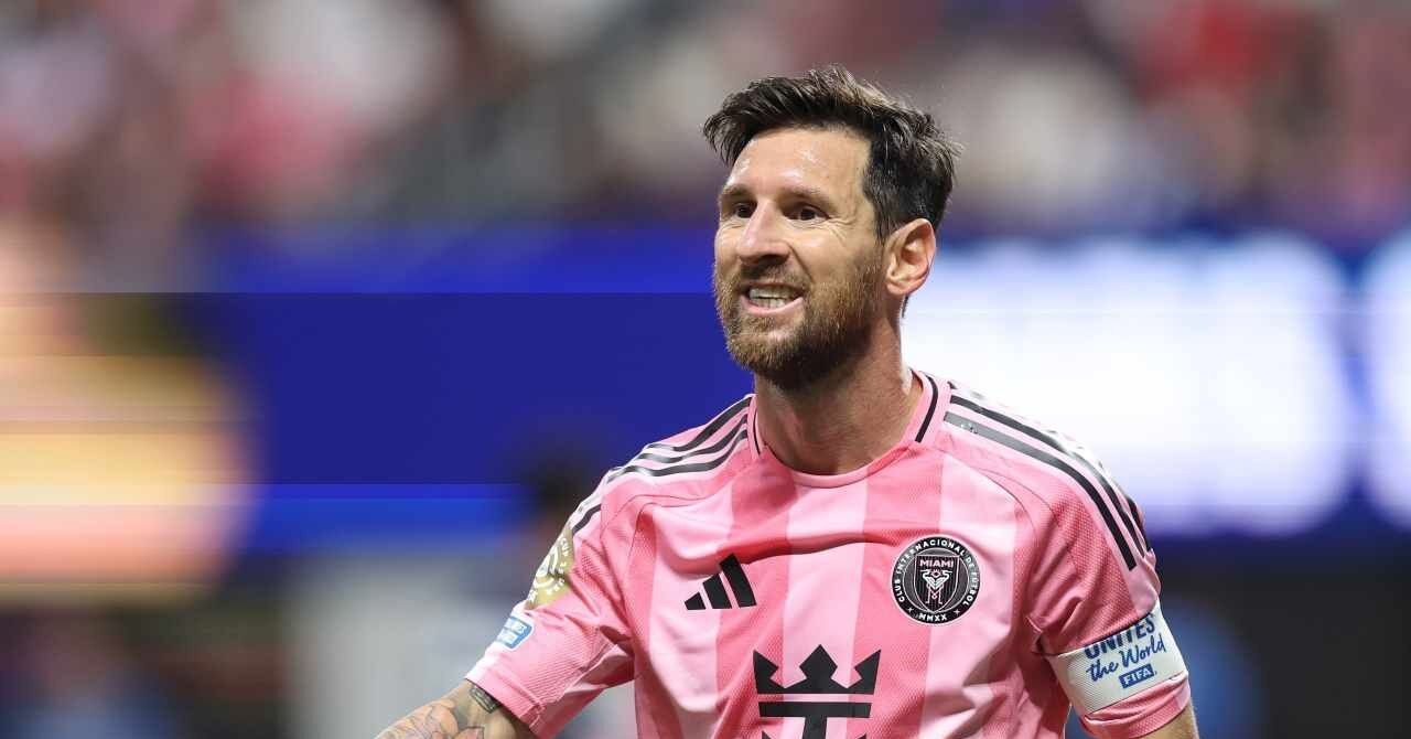 Messi tạo cú sốc chuyển nhượng ở tuổi 38