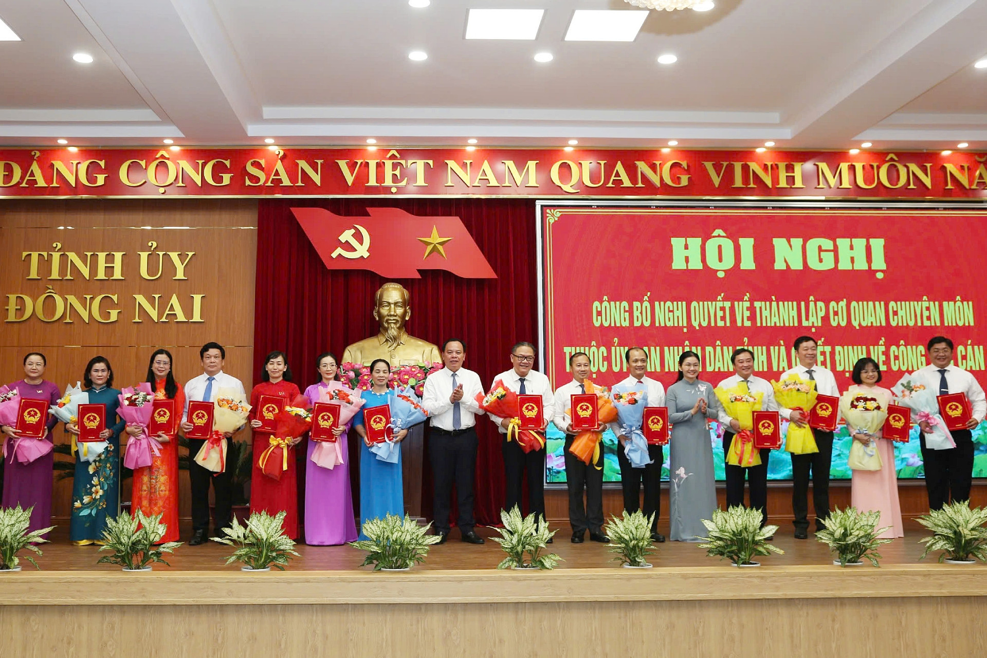 Ông Trần Thanh Hòa làm Giám đốc Sở Dân tộc và Tôn giáo tỉnh Đồng Nai