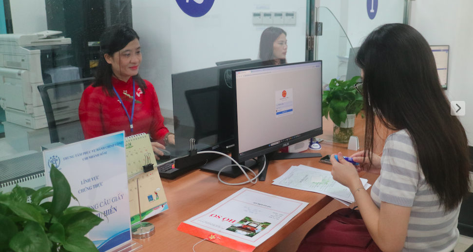 Thủ tục hành chính thông suốt tại 126 xã, phường mới của Hà Nội