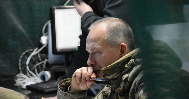 Ukraine ra mệnh lệnh khẩn, Nga lên án vụ tấn công ở Izhevsk và Crưm