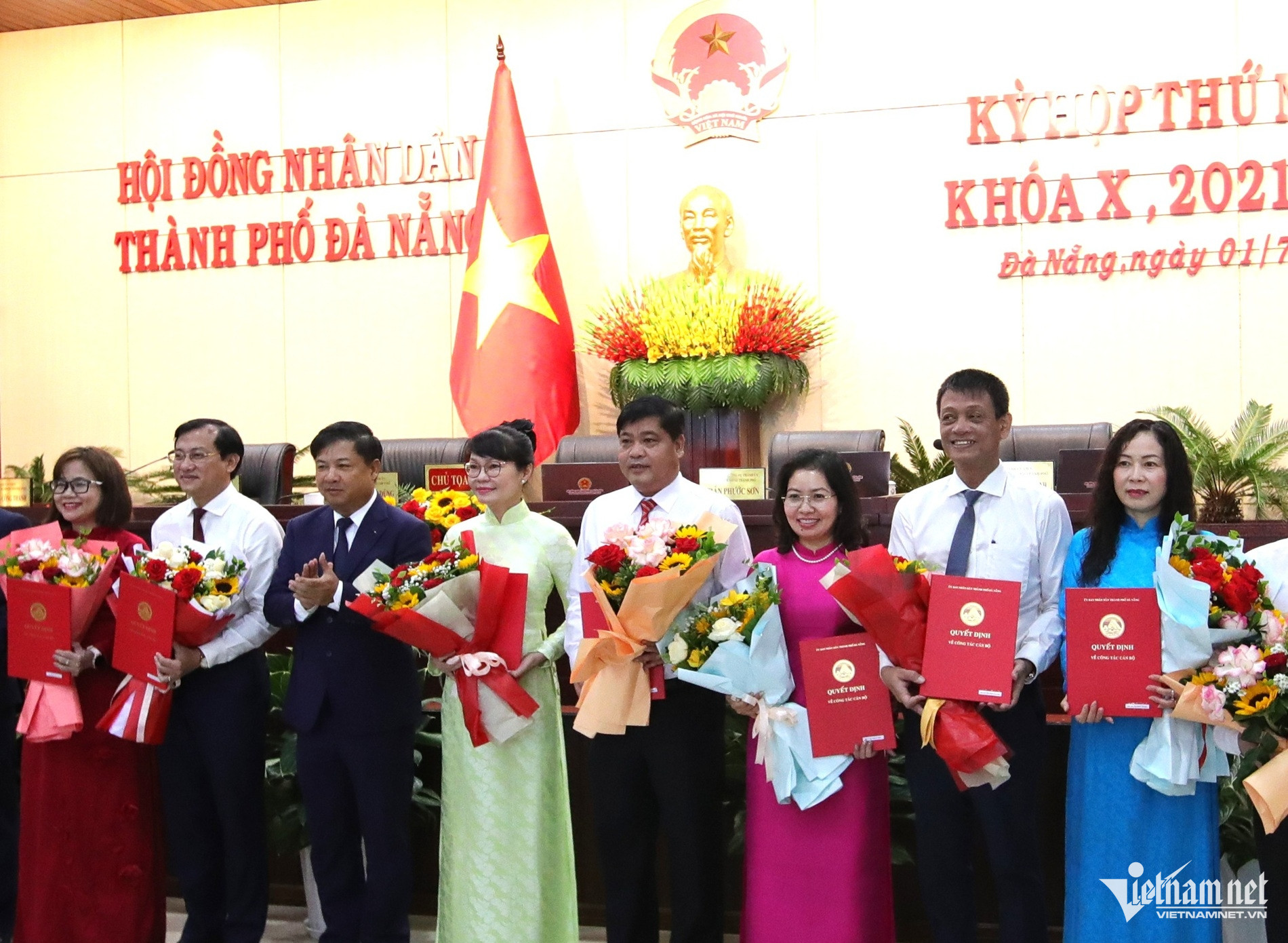 W-bổ nhiệm.JPG.jpg