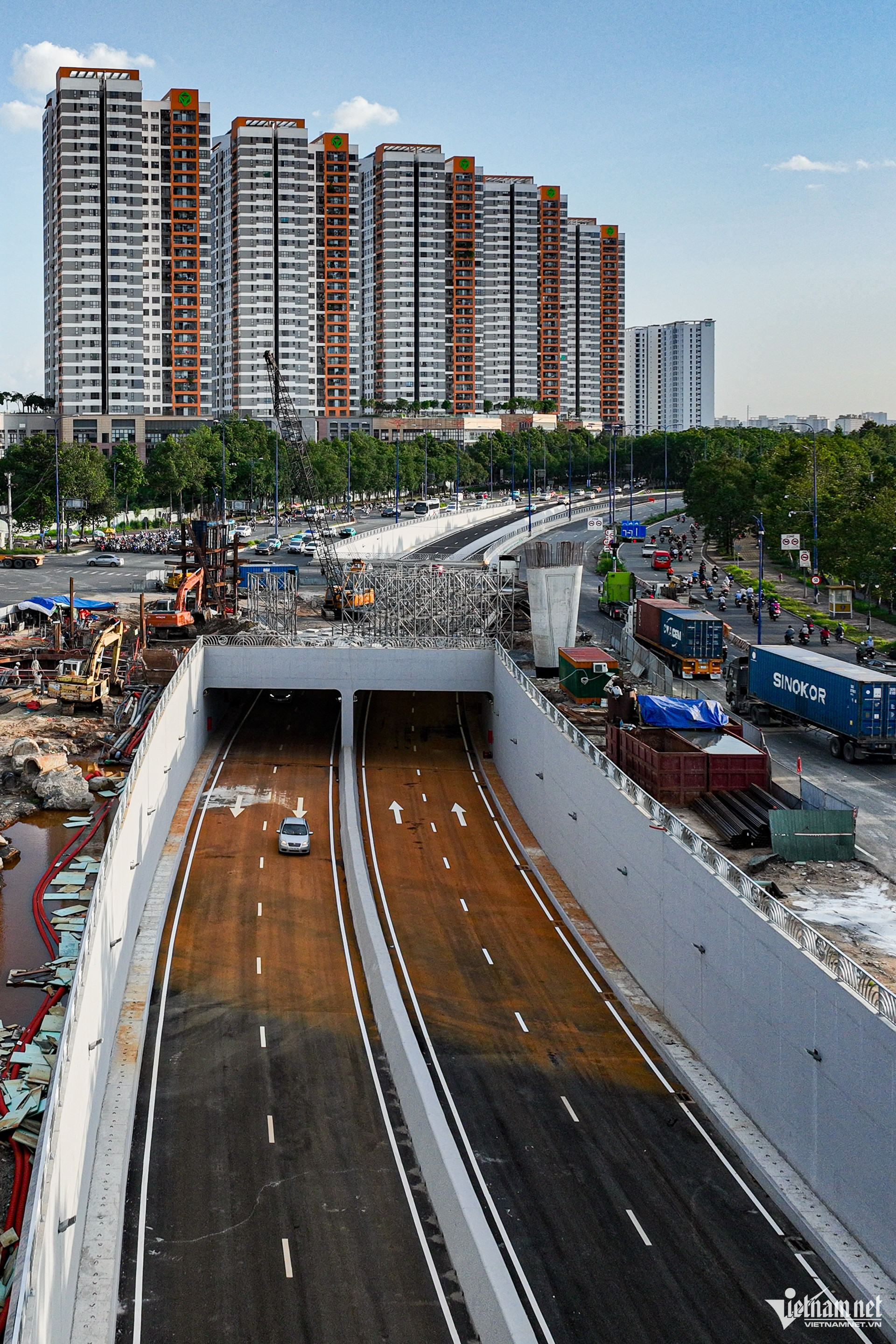 W-nút giao an phú Nguyễn Huế 11.jpg