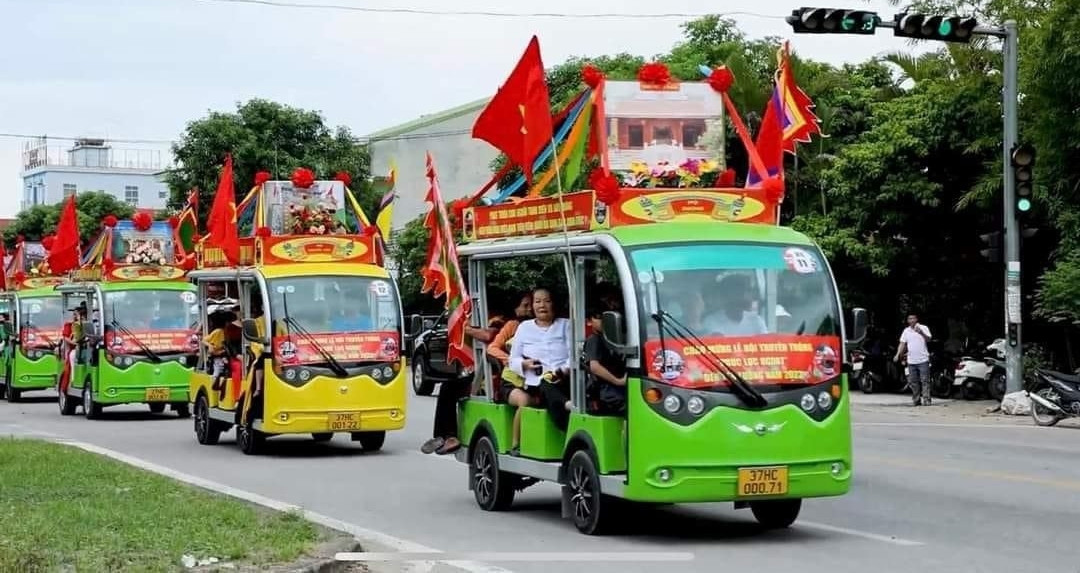 Bản tin sáng 10/7: Hàng trăm xe điện ở Cửa Lò có nguy cơ phải dừng hoạt động