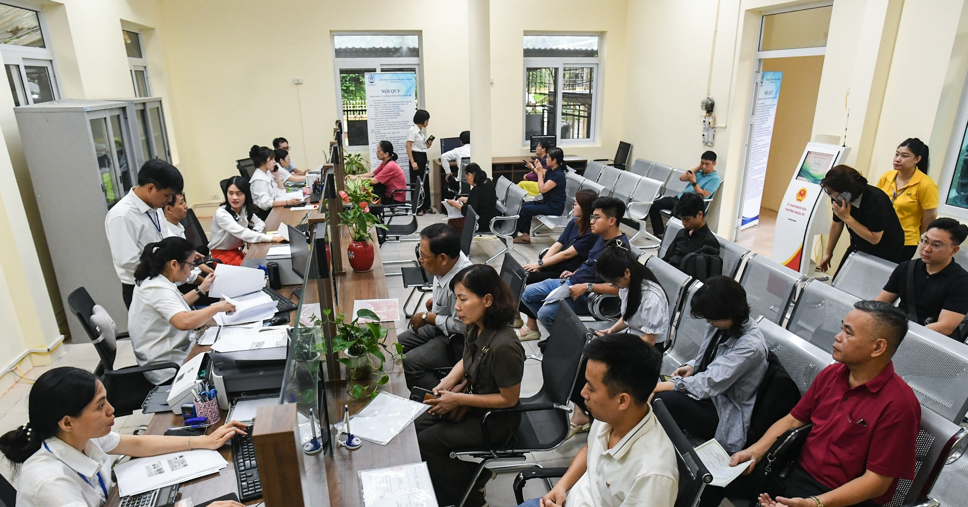 Chi gần 27.000 tỷ đồng cho 25.600 cán bộ, công chức nghỉ việc do sắp xếp bộ máy