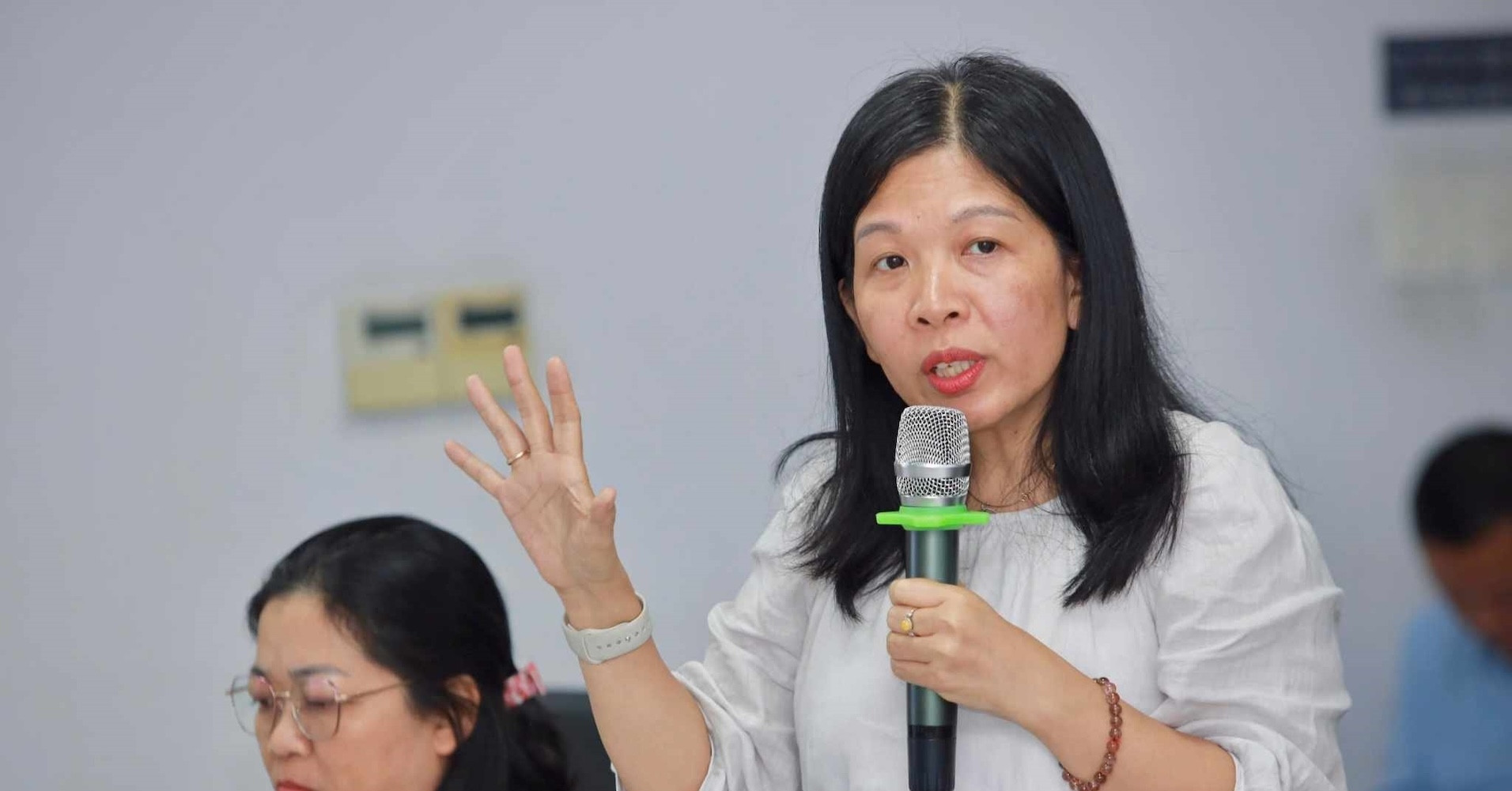 Hội đồng trường không gây tốn kém, không cần xóa bỏ