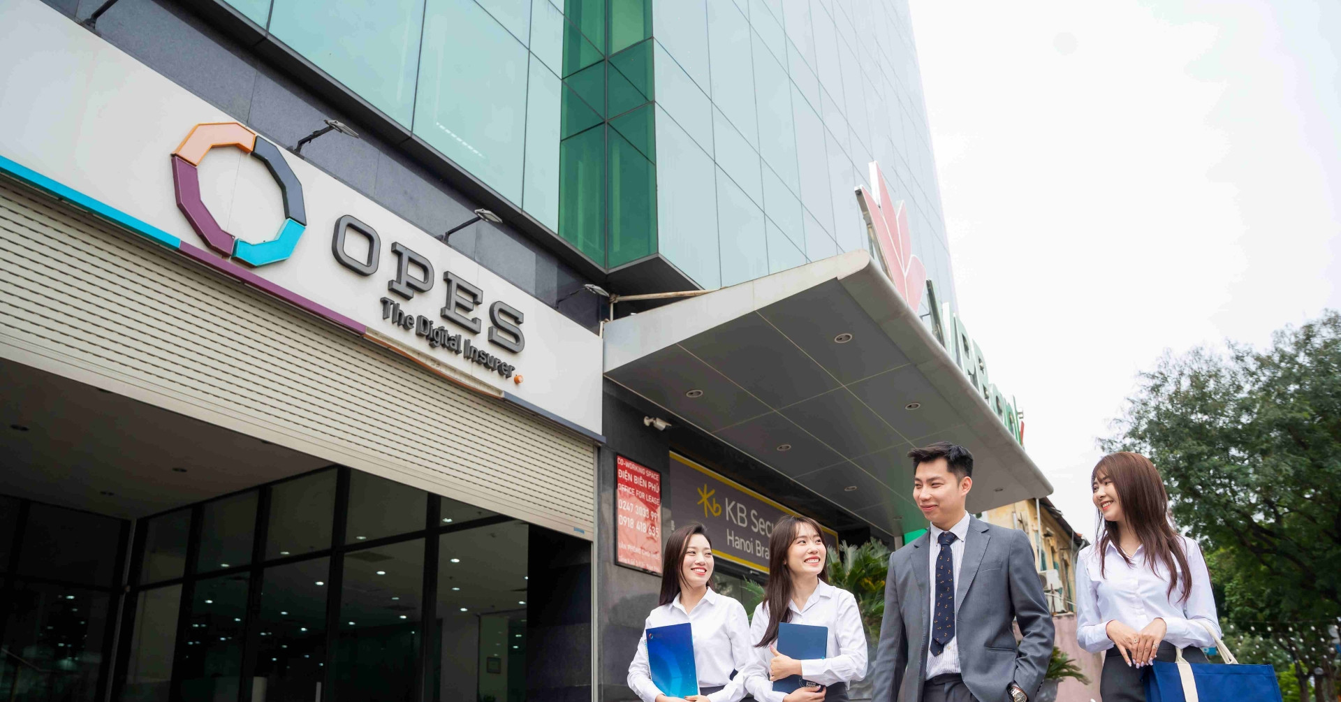 OPES thắng lớn với bộ đôi giải thưởng danh giá tại Insurance Asia Awards 2025