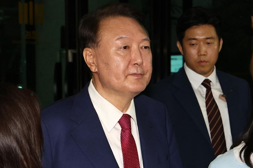 Tòa án Hàn Quốc ban lệnh bắt giữ cựu Tổng thống Yoon Suk-yeol