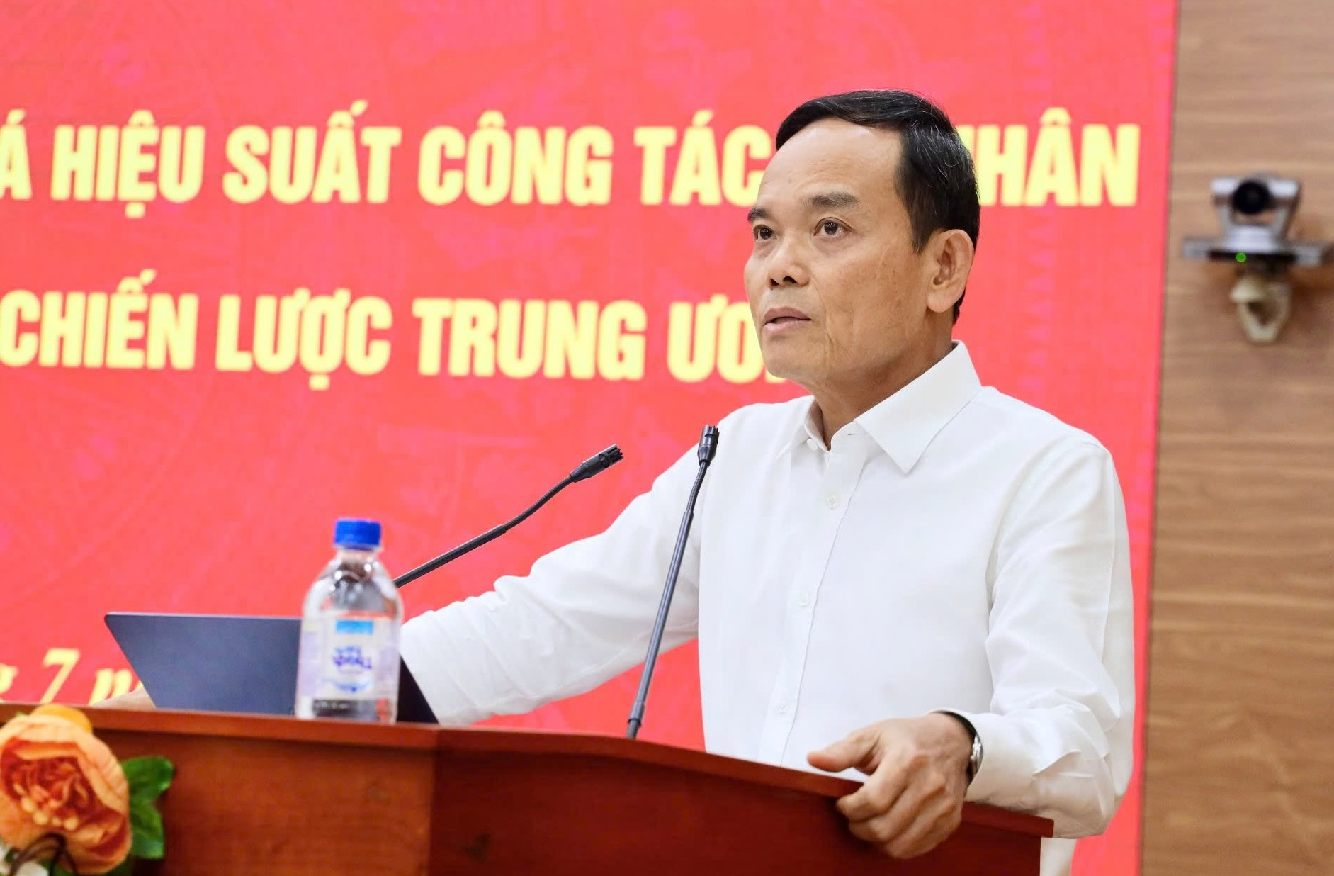 tranluuquang1.jpg