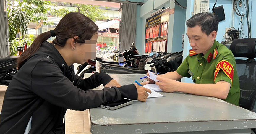 Trích xuất camera vạch trần màn kịch của người vợ 28 tuổi