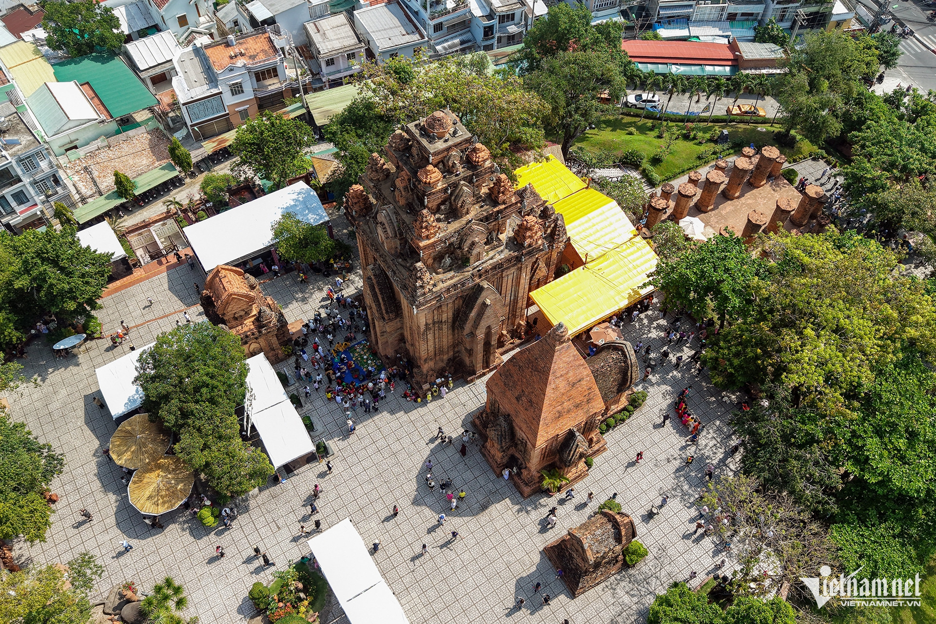 W-Thap ba Ponagar.jpg