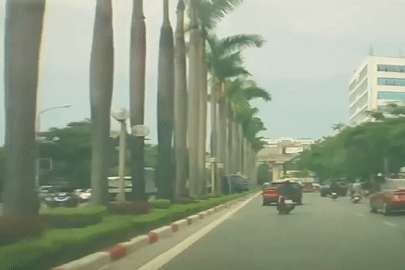 Xe tải ngang nhiên 