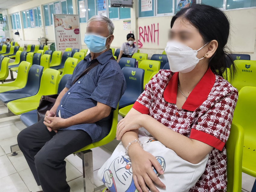 Chống 'vẽ bệnh moi tiền', Sở Y tế TPHCM cung cấp đường dây nóng