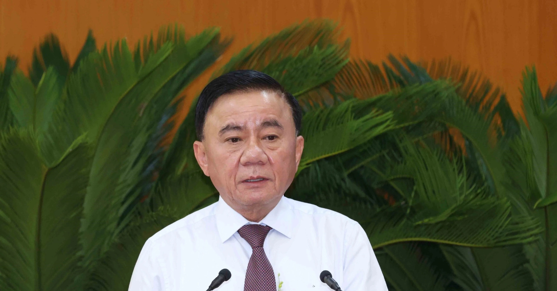 Bộ Chính trị cho phép bố trí cán bộ xã còn thiếu tiêu chuẩn nhưng có năng lực