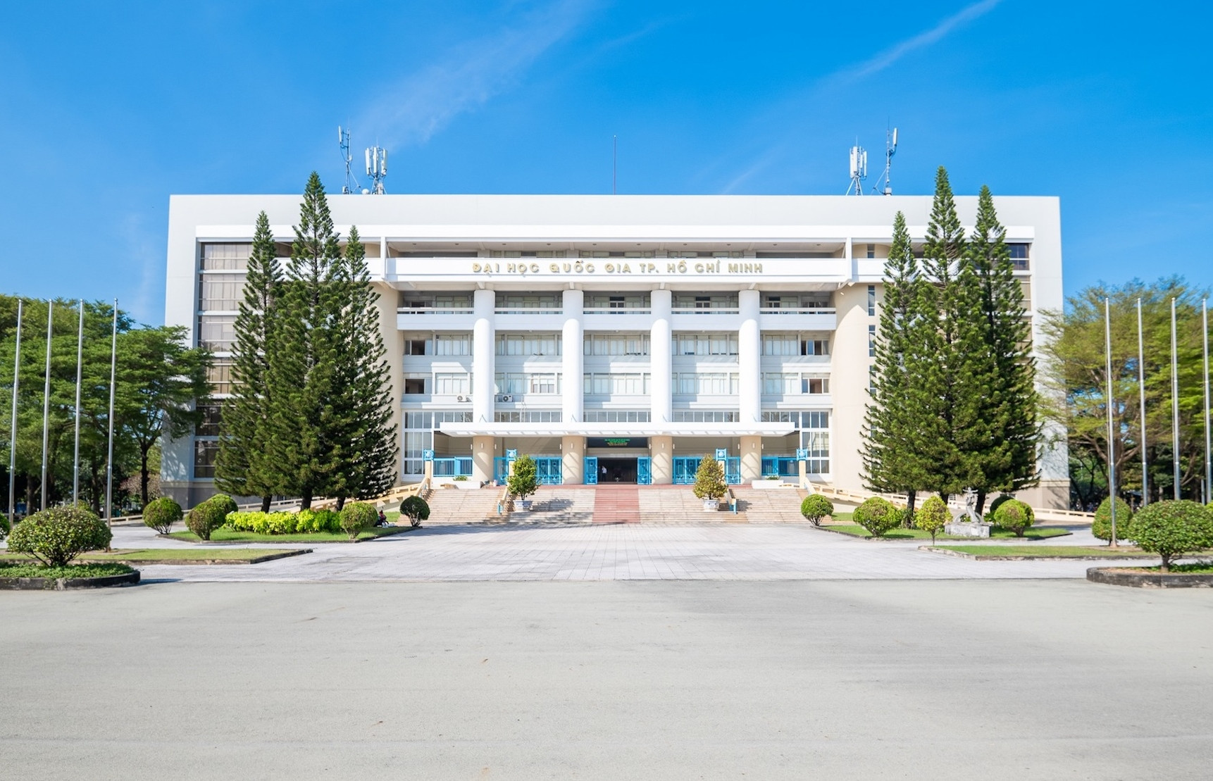 Chính thức chuyển ĐH Quốc gia Hà Nội và ĐH Quốc gia TPHCM về Bộ GD-ĐT quản lý