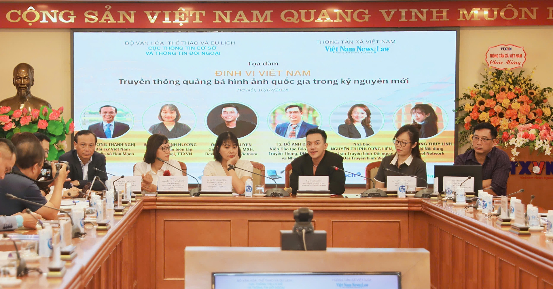 Để hình ảnh Việt Nam từ 'được biết đến' sang 'được lựa chọn, ngưỡng mộ'