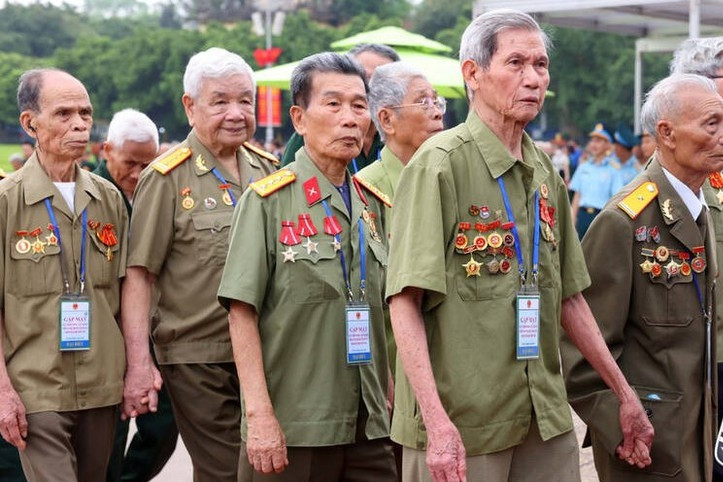 Quy định mới về chế độ với người tham gia kháng chiến, bảo vệ Tổ quốc