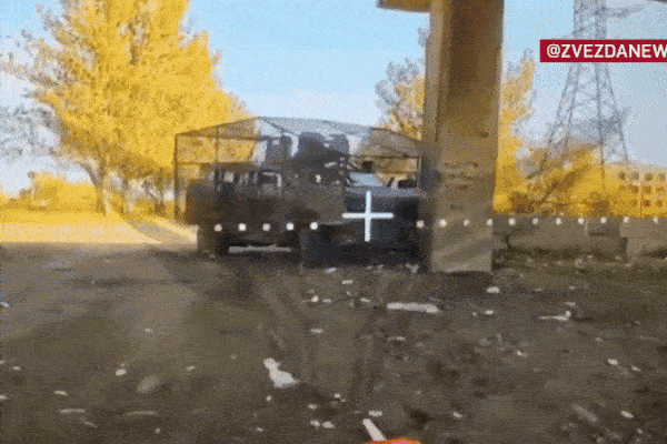 Video máy bay và UAV Nga bắn cháy hàng loạt xe bọc thép của Ukraine