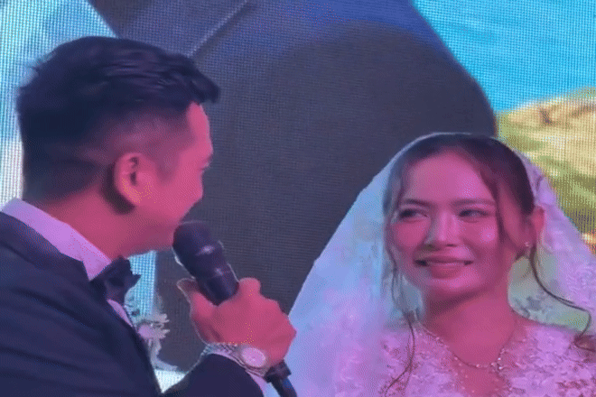 Hùng Thuận 'Đất phương Nam' hôn và nói lời ngọt ngào với vợ trong lễ cưới