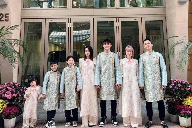 Sinh 5 con, vợ chồng Hà Nội xoay như chong chóng, ‘đứng hình’ vì một câu của con