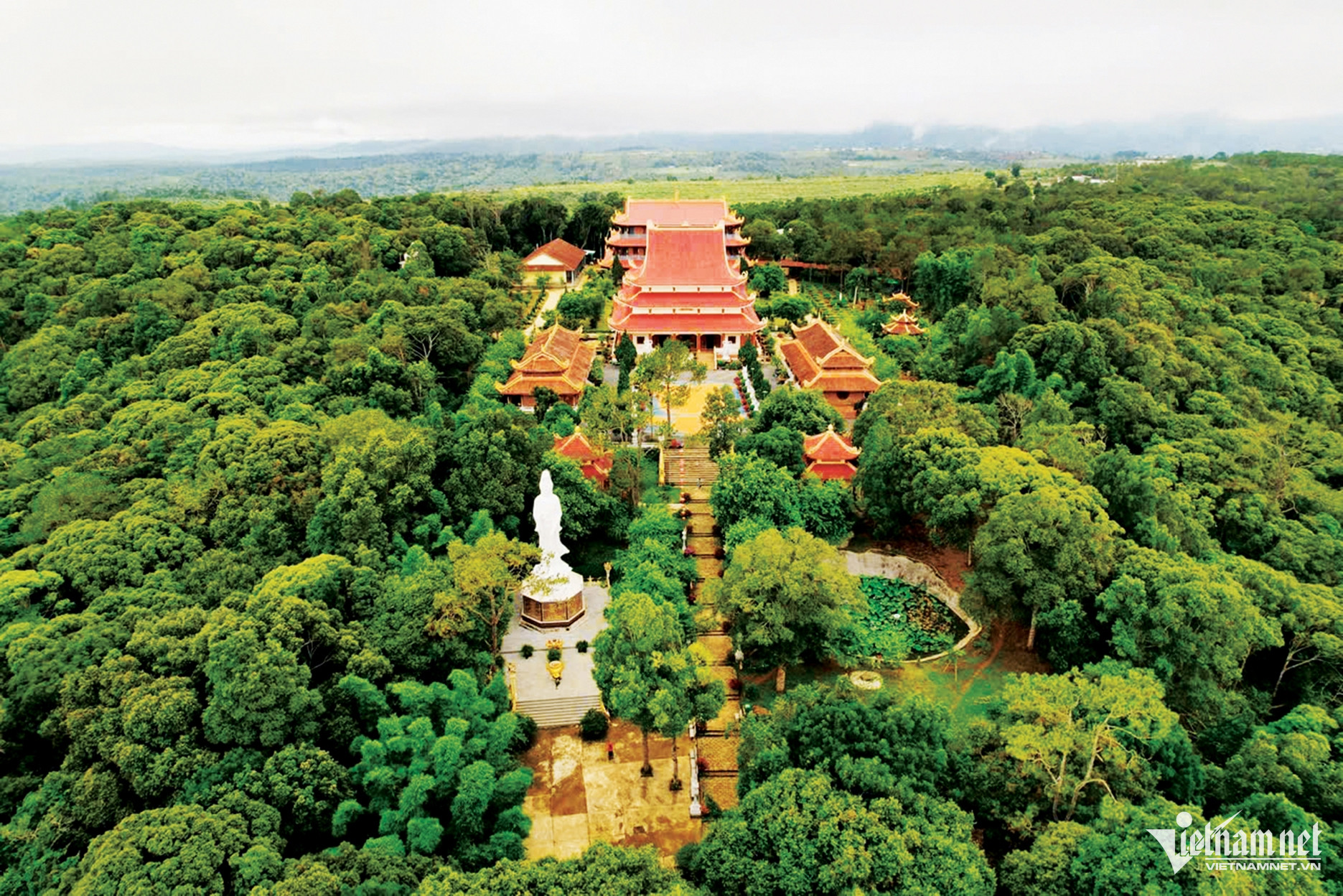 W-Tôn giáo đến cơ sở 1.jpg