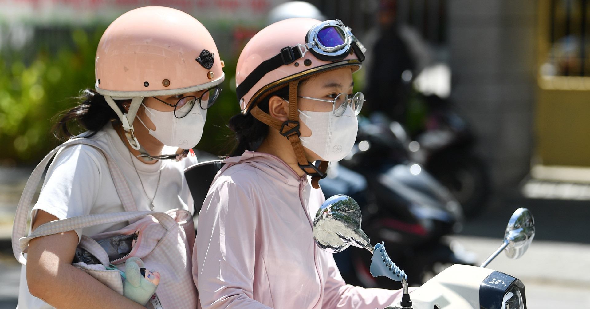 Dự báo thời tiết 14/7/2025: Miền Bắc nắng đến trên 35 độ, vùng núi mưa to cục bộ