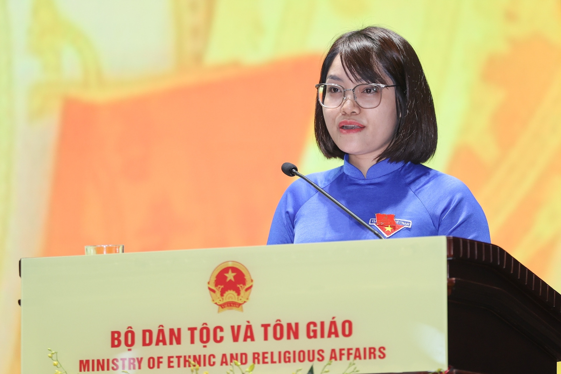 Đưa chính sách dân tộc và tôn giáo vào cuộc sống, truyền cảm hứng đến đồng bào khó khăn