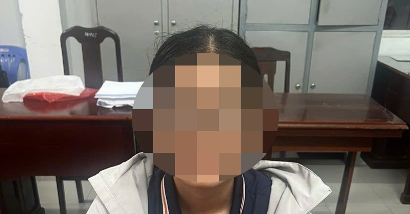 Ly kỳ giải cứu nữ sinh 18 tuổi và cô gái bị công an &amp;apos;dỏm&amp;apos; lừa đảo, tống tiền