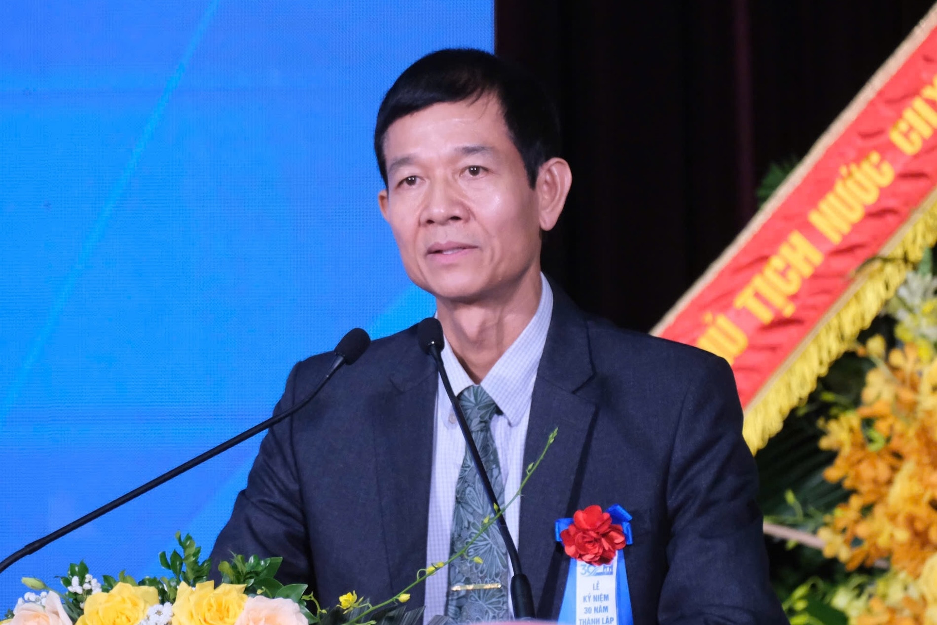 Ngôi trường 30 năm ‘chưa dùng một đồng ngân sách nhà nước’