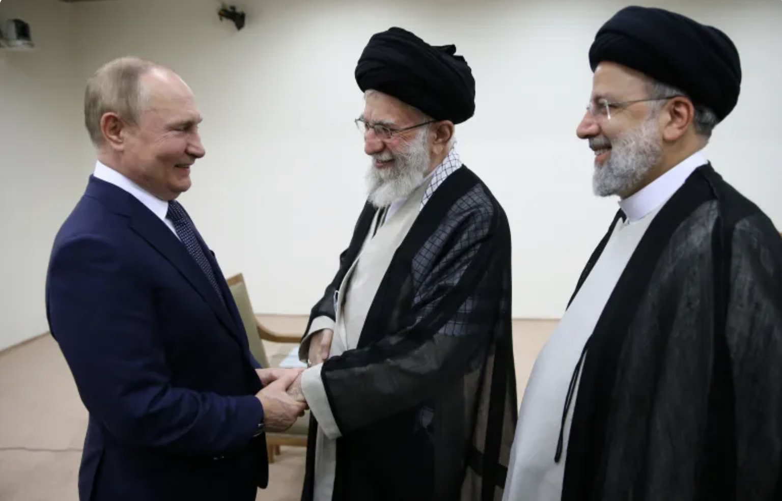 Báo Mỹ tiết lộ lời khuyên của Tổng thống Putin đối với Iran