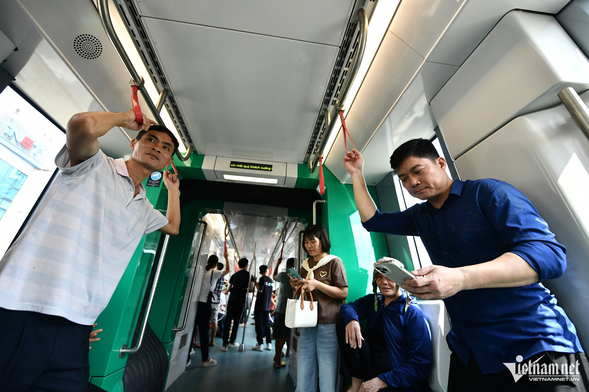 W-metro Nhổn Hoàng Hà (50).jpg