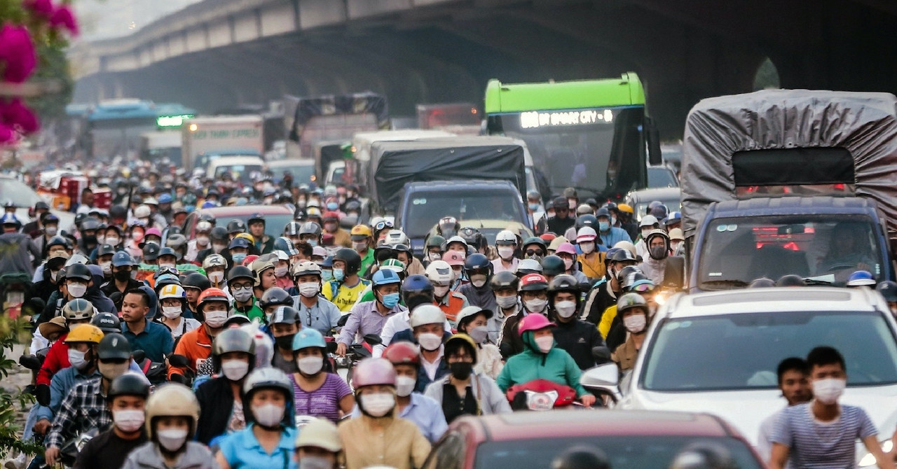 Cấm xe máy chạy xăng vào Vành đai 1: Động thái của Hà Nội sau chỉ thị của Thủ tướng