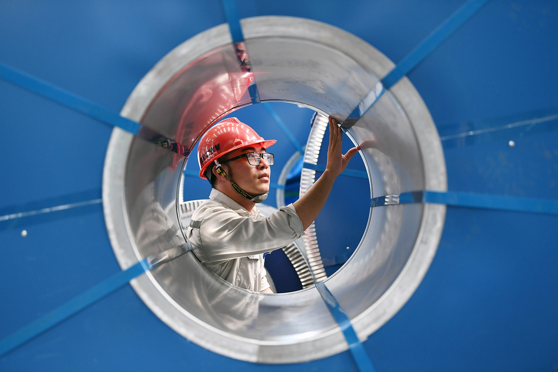 Đề xuất miễn thuế thu nhập với 14 nhóm thu nhập, ưu tiên lĩnh vực công nghệ