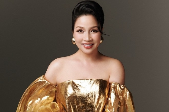 Diva Mỹ Linh làm điều bất ngờ sau 30 năm ca hát