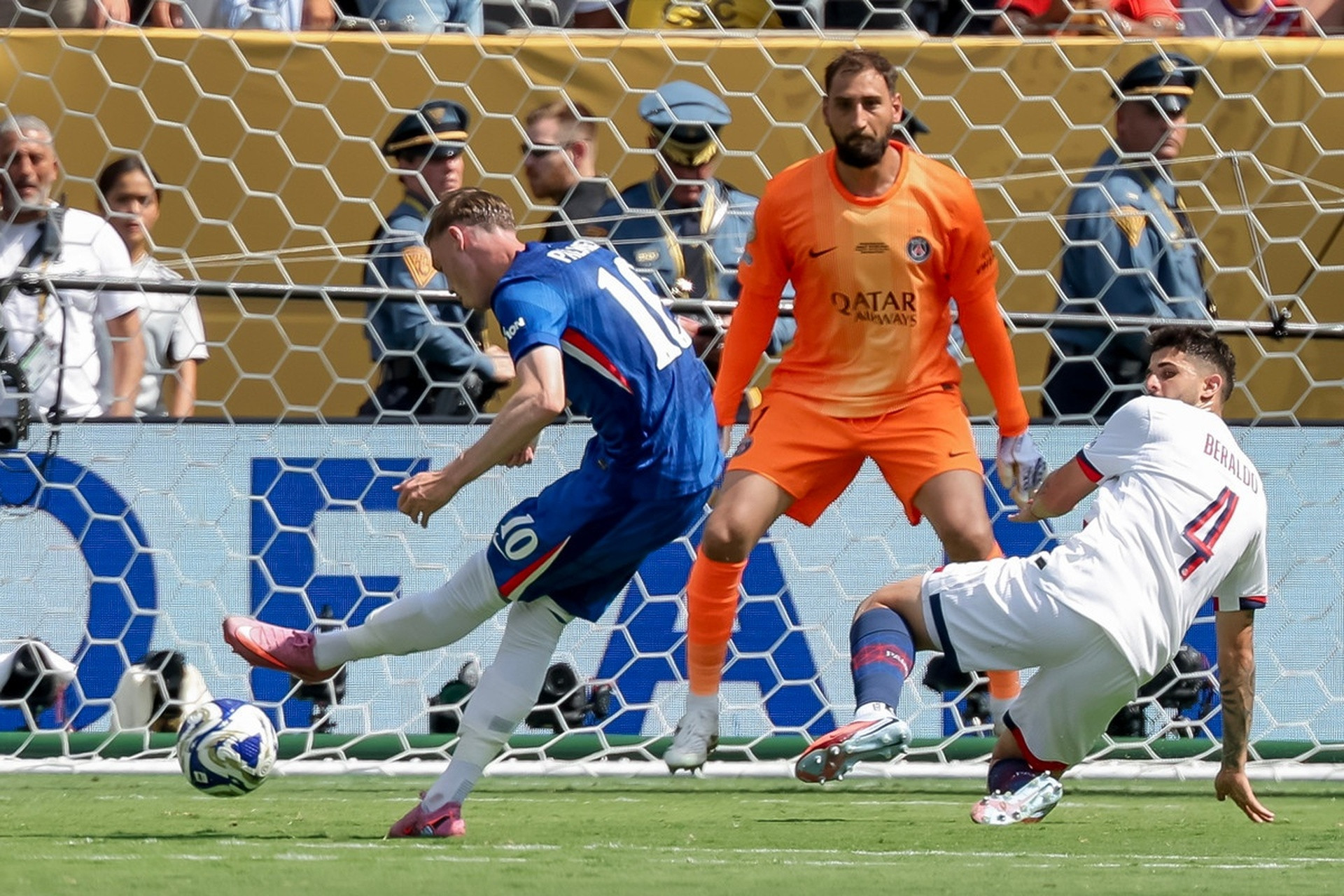 EFE - Cole Palmer Chelsea PSG.jpg