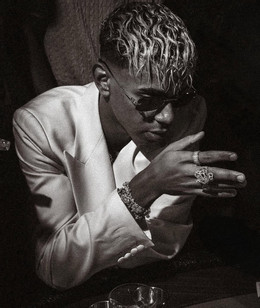 Lamine Yamal xả ảnh sinh nhật gây náo loạn, tay chơi hơn cả Neymar