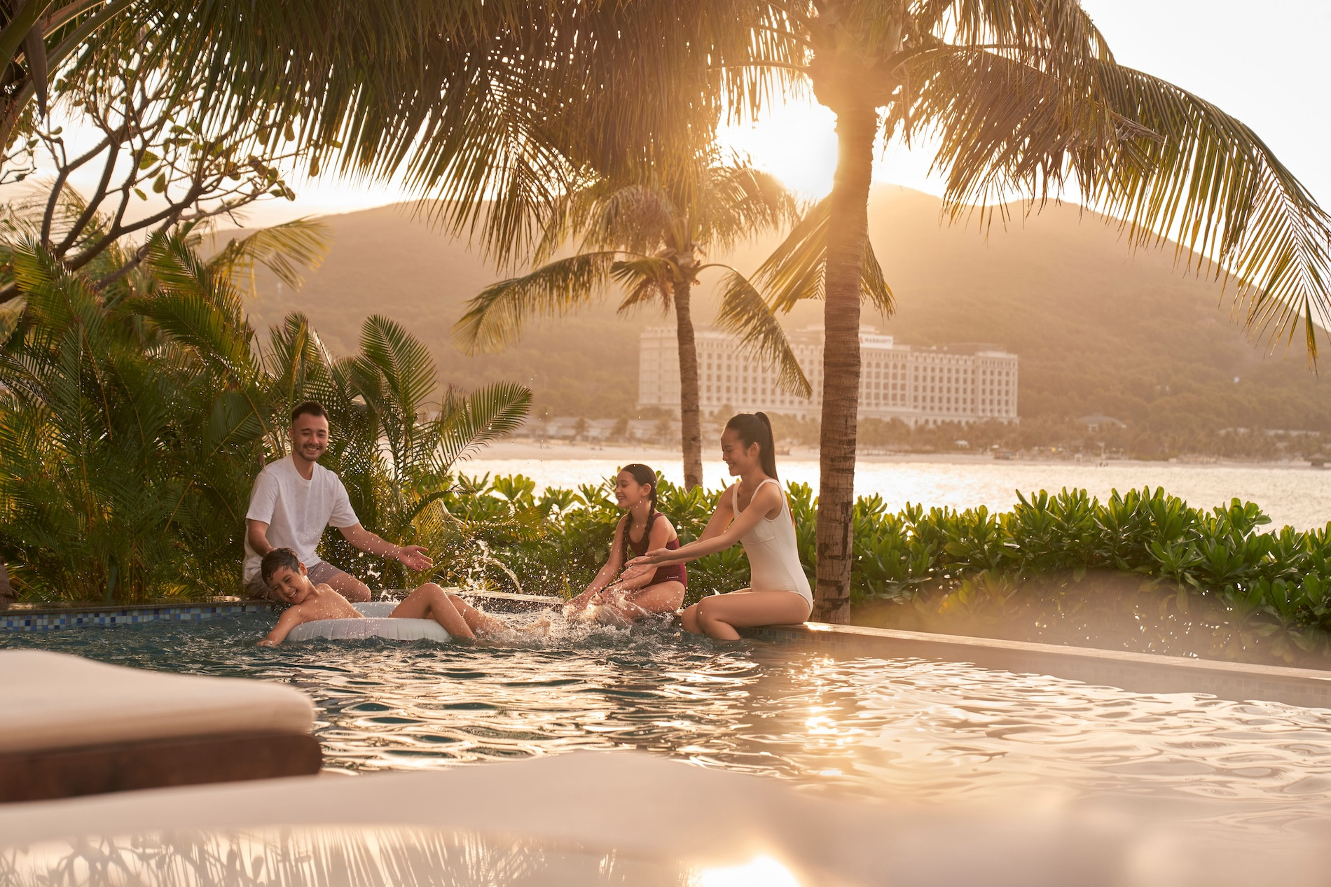 Nha Trang Marriott Resort - chốn nghỉ dưỡng ‘thiên đường’ cho cả gia đình