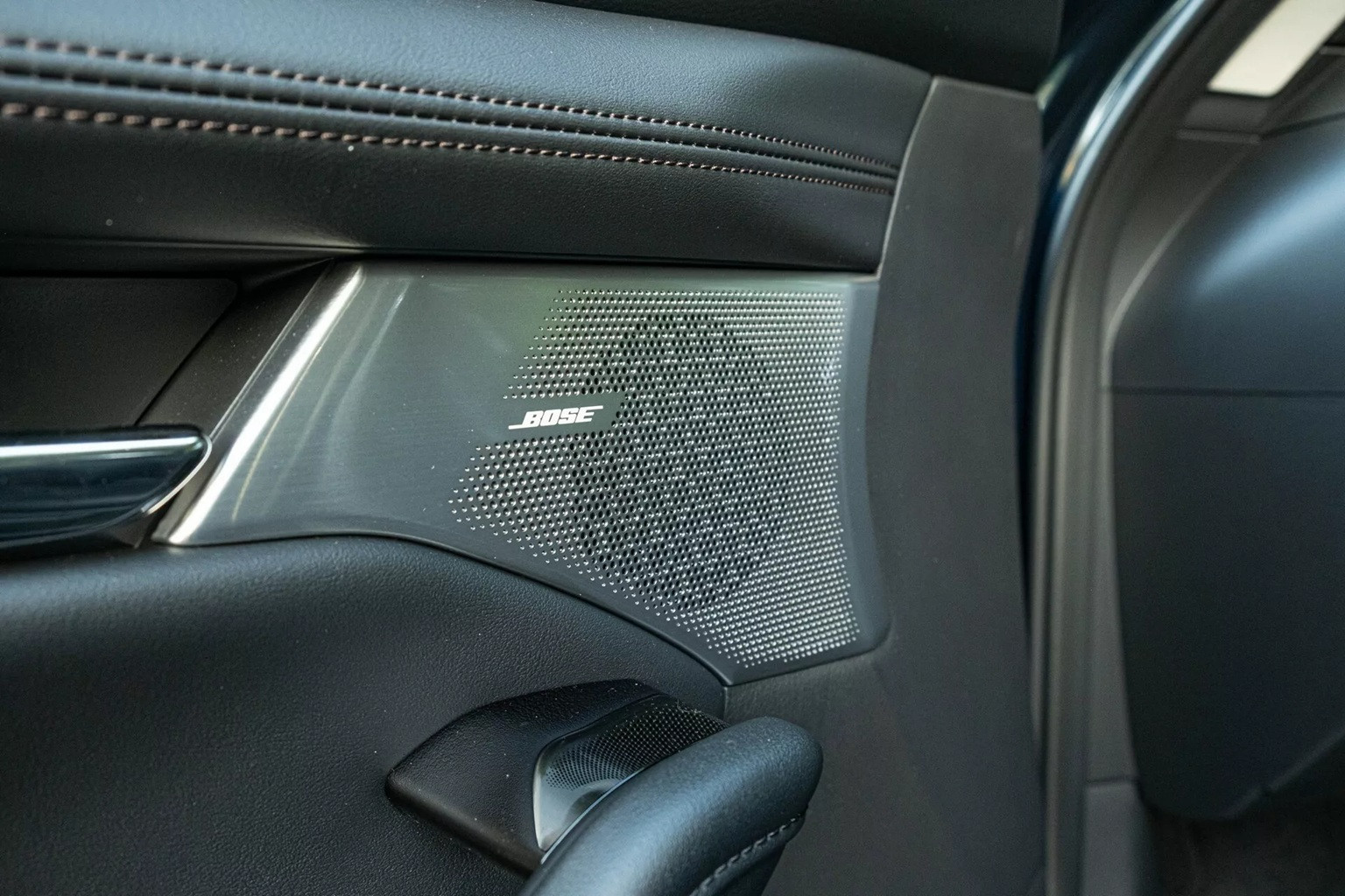 mazda3 loa 2.jpg