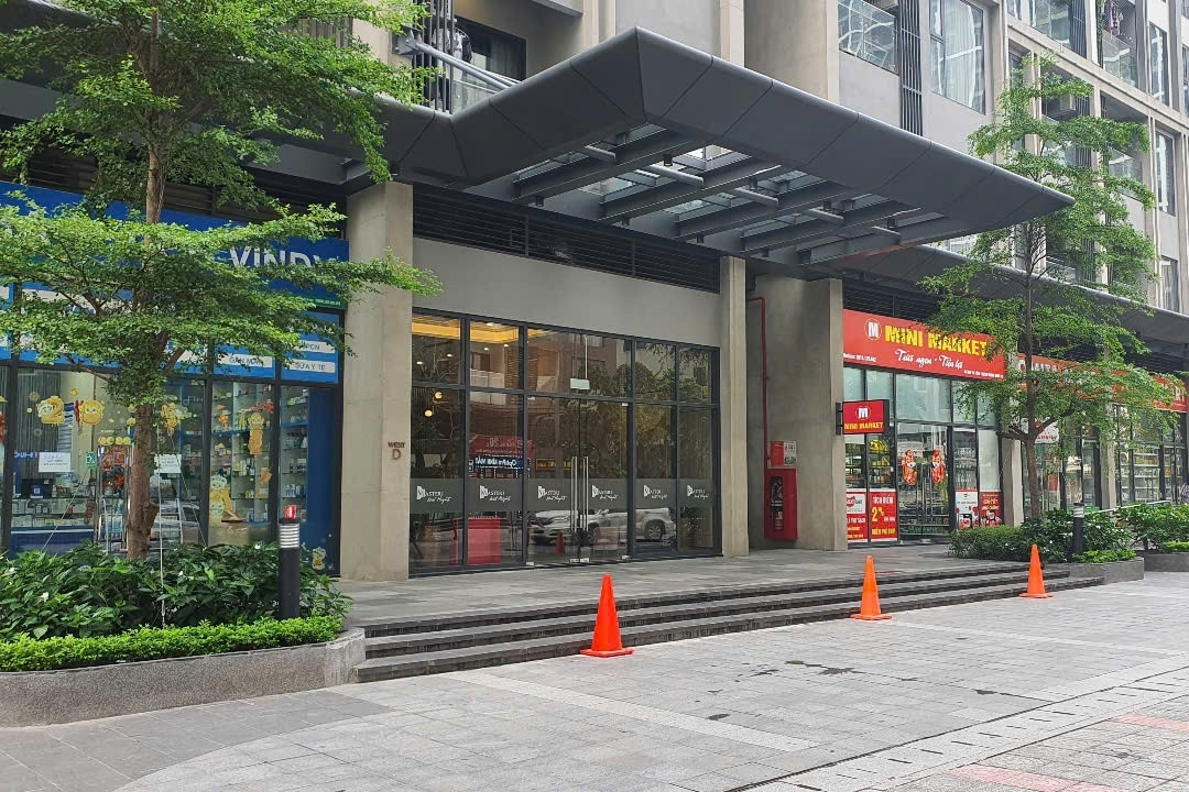 Nam thanh niên ở Hà Nội tử vong khi rơi từ tầng cao chung cư